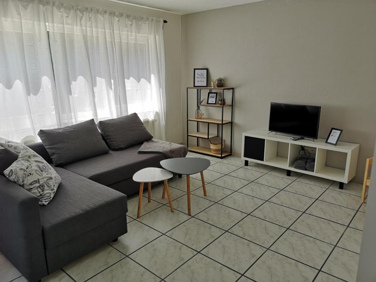 Familienfreundliche Ferienwohnung Mit Wohlfuehlbalkon Und Kostenlosem Parkplatz Nahe Messe Und Bodensee ميكنبورن المظهر الخارجي الصورة